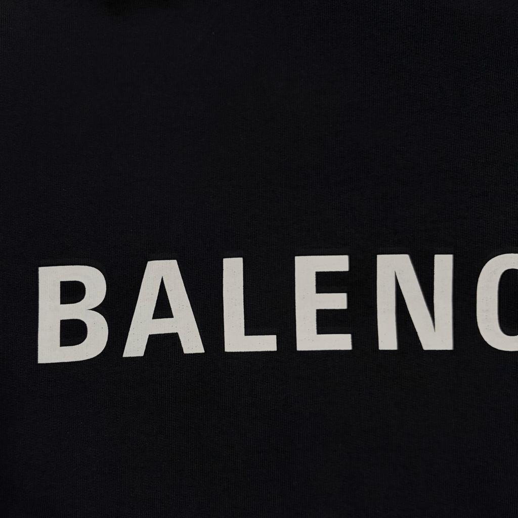 BALENCIAGA Back Logo Hoodie Black Men's Size XS Model 556113