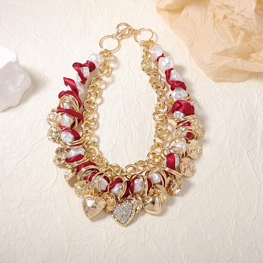 Exaggerated personality street photography trend unique design sense multi-layer chain imitation pearl stacking wearing retro necklace