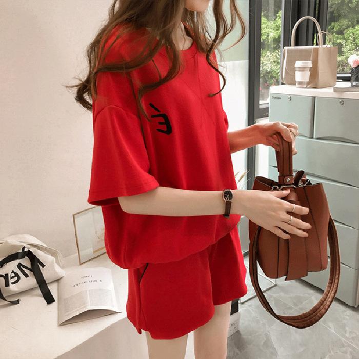 Women's Loose Fit Two Piece Outfit Round Neck Short Sleeve T-Shirt Elastic Waist Casual Shorts Tracksuit Set