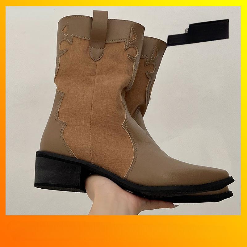 Spitze Stiefel im amerikanischen Stil für weibliche Ritter