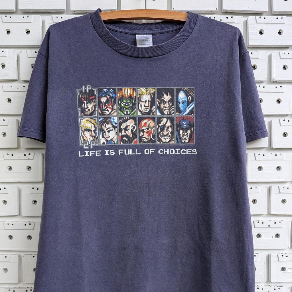 Vintage 2005 Street Fighter T-Shirt "Life Is Full Of Choices" Pixel Art Video Game Capcom Fighting Game Merch Tee Size M