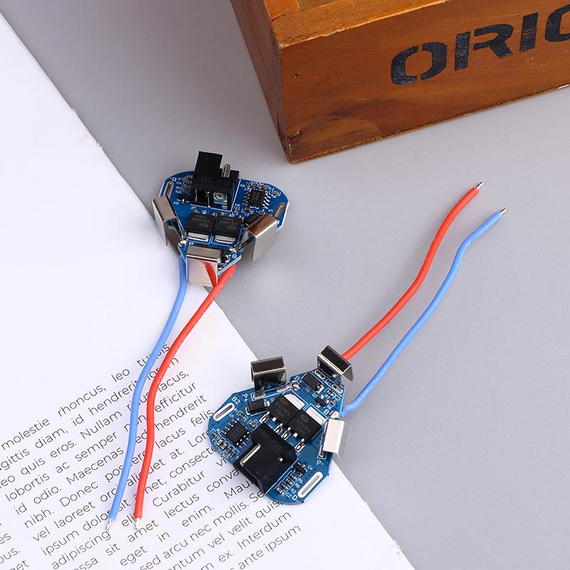 

3S 12.6V 8A Bms Li-Ion Lithium Battery Protection Board 18650 Power Bank Balancer Battery Equalizer Board For Electric Drill синій