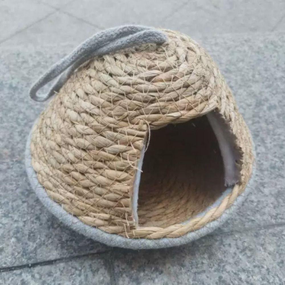 Cottage Style Weaved Bird House Hand-Woven Vintage Hanging Parrot Nest Breathable Bird Breeding Nests Courtyard Decoration