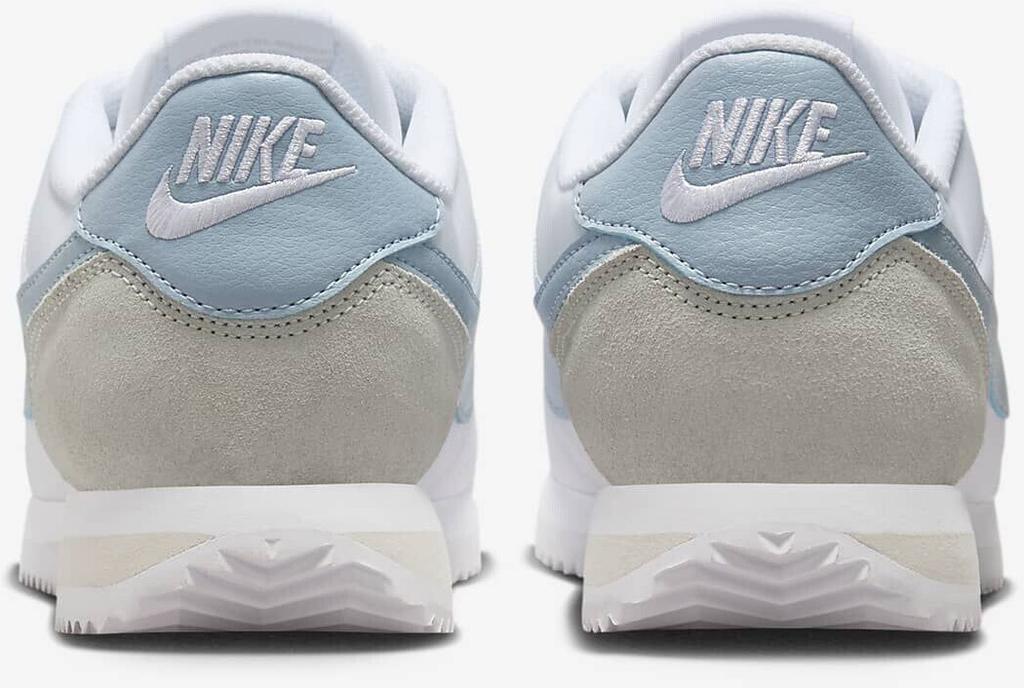 Кроссовки Nike Cortez Textile Women белый/светло-ореховый коричневый/светло-белый/светло-синий