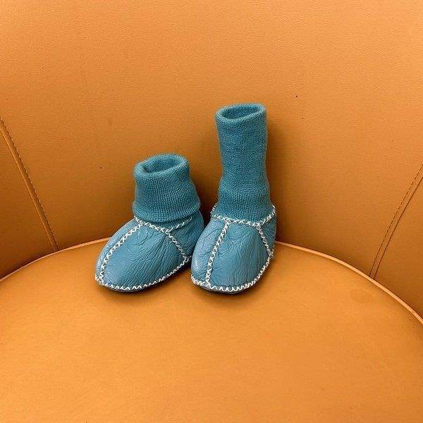 Fur Integrated Baby Shoes and Socks Warm Thick Autumn and Winter Baby Soft Soles Do Not Fall Off Toddler Shoes Newborn 0-6-12