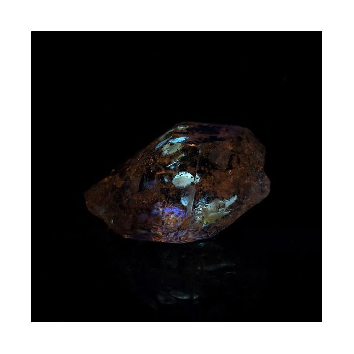 Pierres et Minéraux. Quartz Petrole. 6.56 ct. Balochistan, Pakistan.