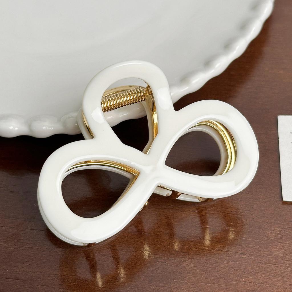 Elegant Hair Bow Claw Clip In Rich Color Variants Ideal For Stylish Women And Hairstyles Unique