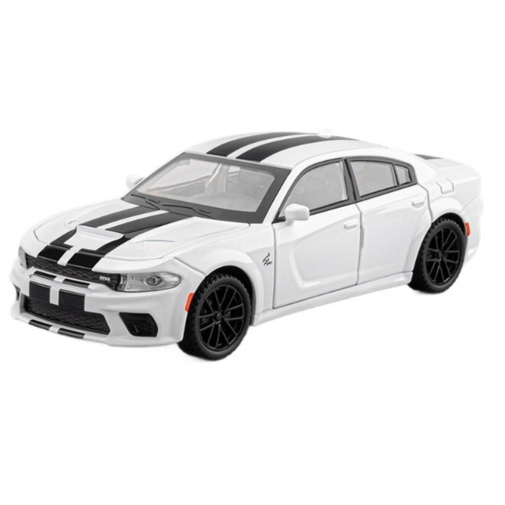 1/32 Dodge Charger SRT Hellcat Alloy Muscle Car Model Sound and Light Pull Back Children's Toy Collectibles Birthday Gift
