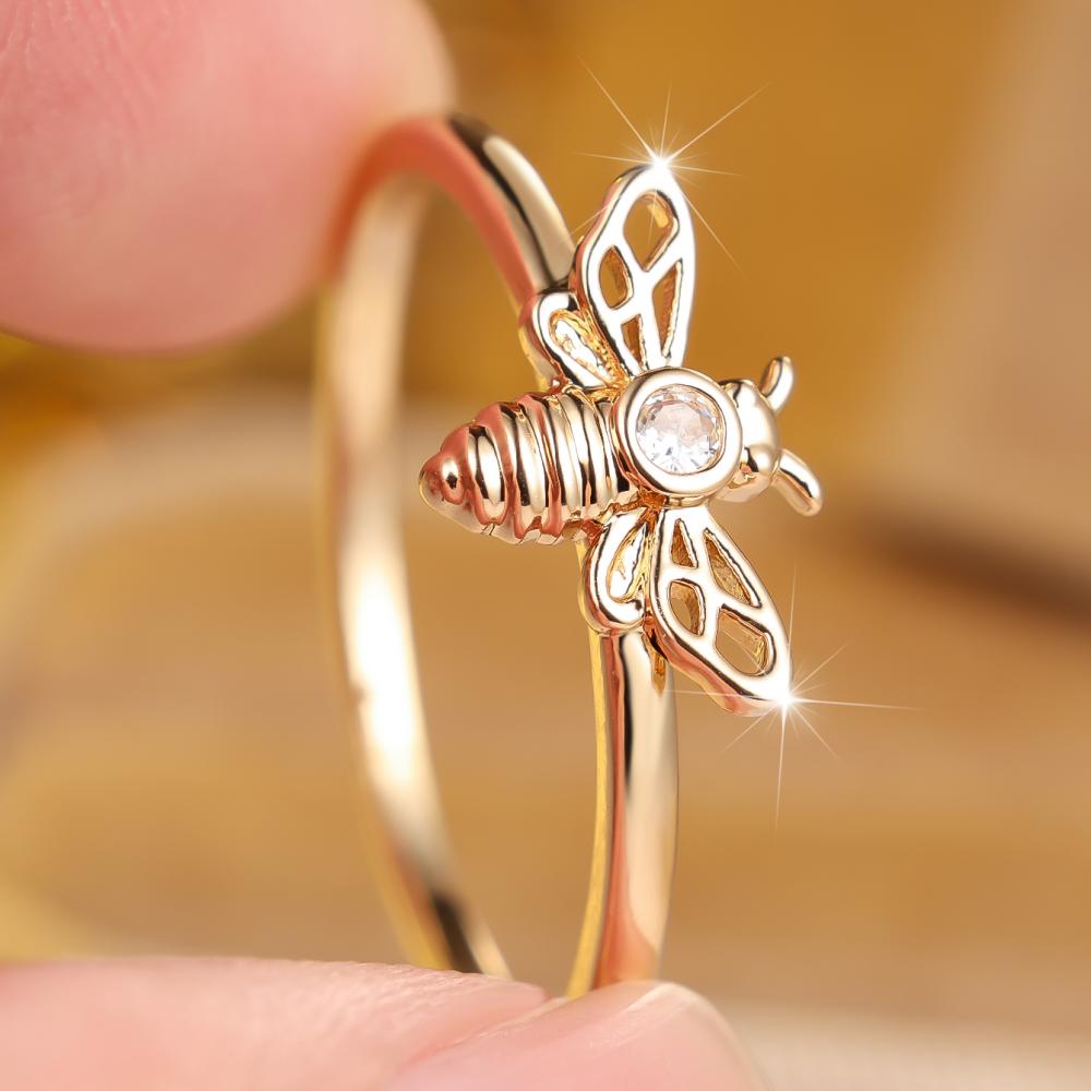 Gold Bee Ring with Sparkling CZ Crystal Cute Insect Animal Fashion Jewelry Delicate Band Gift for Women Girls