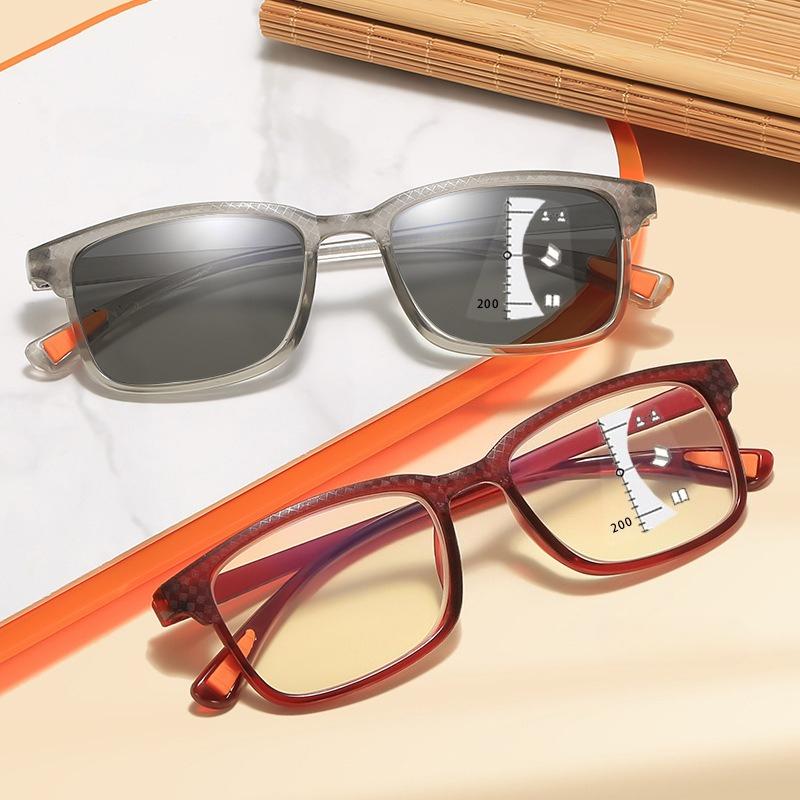 Neutral Classic Square Multifocal Photochromic Reading Glasses High-Definition Blue Light Protection Hyperopia Glasses +3.5+4.0