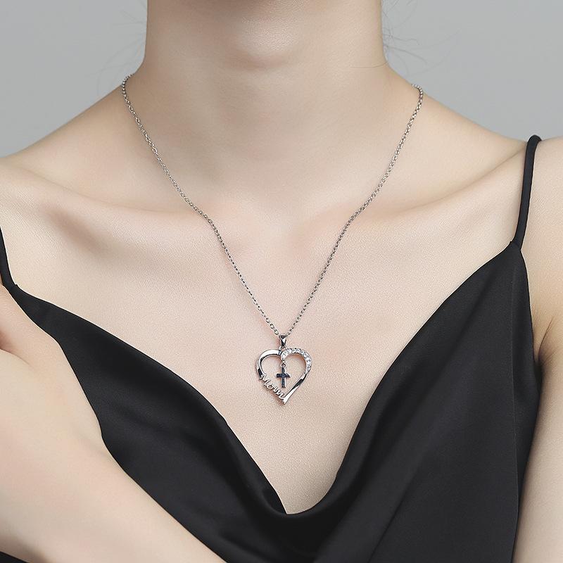 Muttertagsgeschenk Herz Kreuz MOM Anhänger Modische Schlüsselbein Kette Halskette Für Frauen