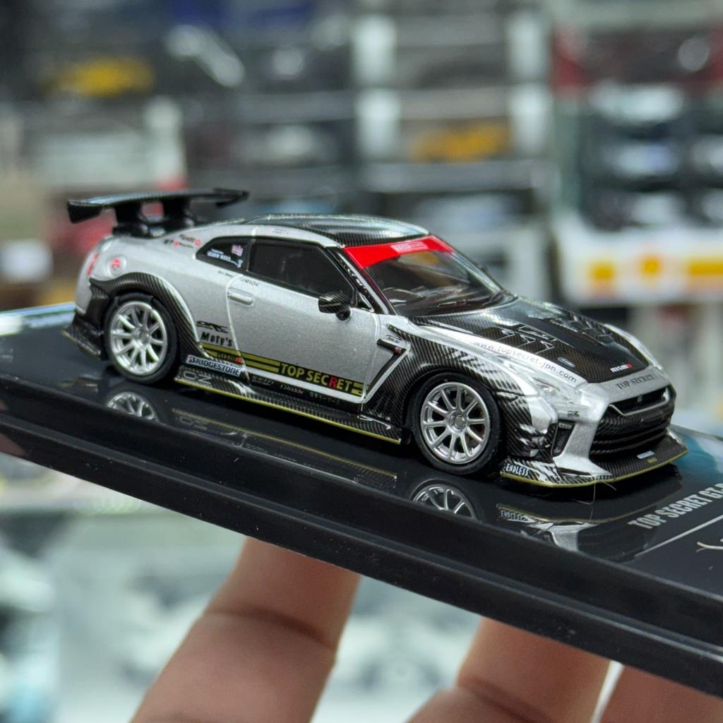 ABE4 INNO Nissan GT R R35 Top Secret Auto Salon 1:64 High Detail Simulation Diecast Alloy Collectible Scale Car Model Perfect Gift