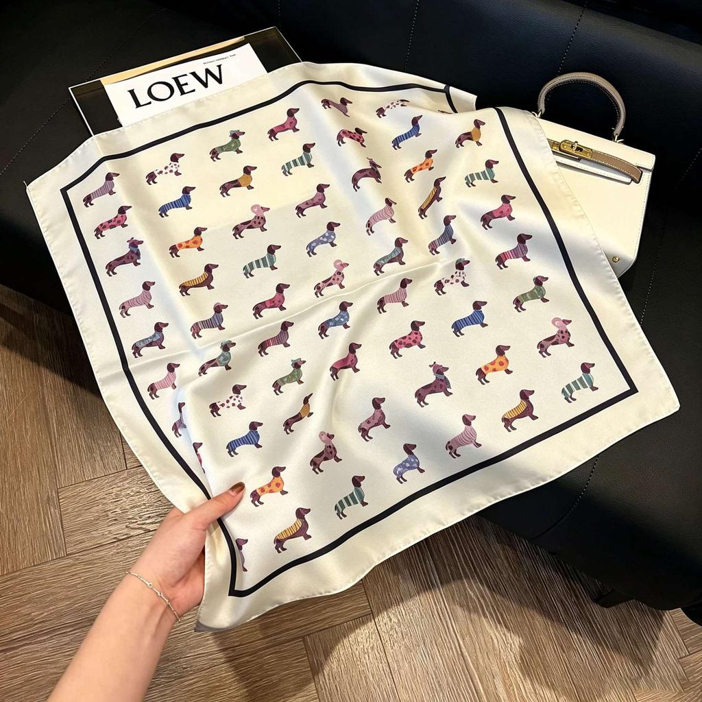 New old money wind chain neck scarf women's commuting versatile soft silk scarf neck protection shawl outer scarf