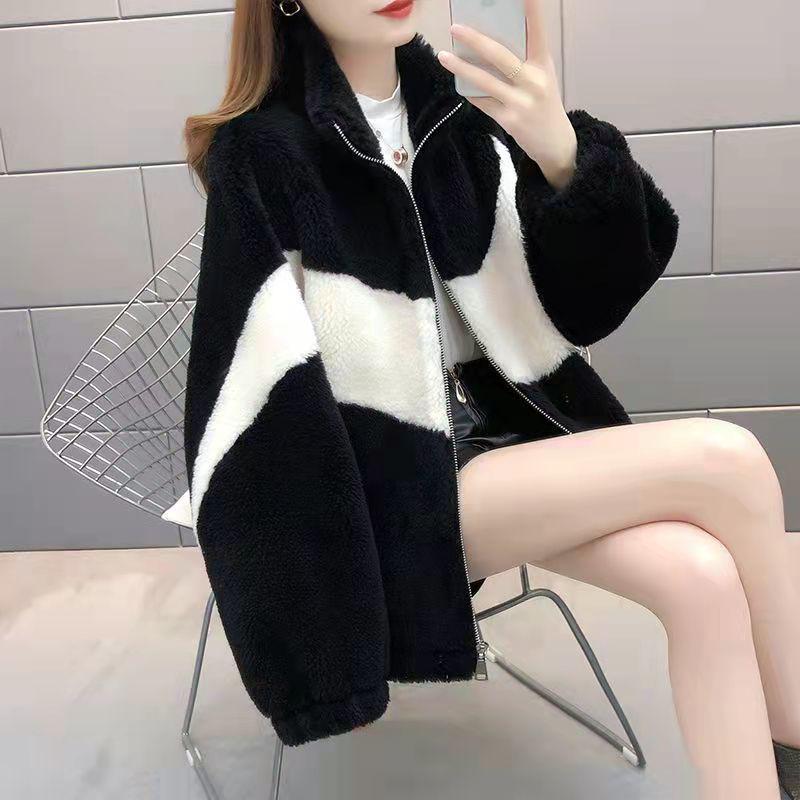 Women's Plush Korean-Style Loose Coat: Spliced, Thickened, for Autumn & Winter Fashion 2023