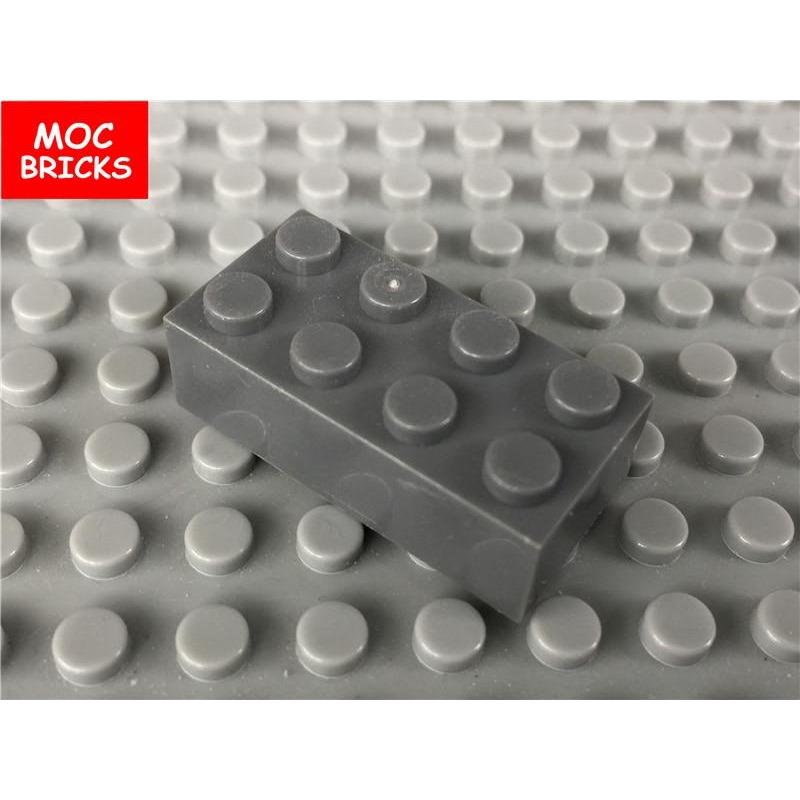 100pcs Lot MY OWN CREATION Blocks Vibrant White Red Black Brick 2x4 3001 City Miniature Learning Building Blocks Playthings Children Present