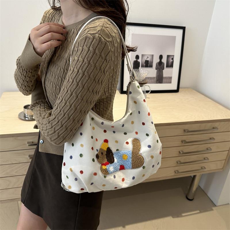 Stylish White Pu Tote Bag For Women With Unique Design And Trendy Street Style Features
