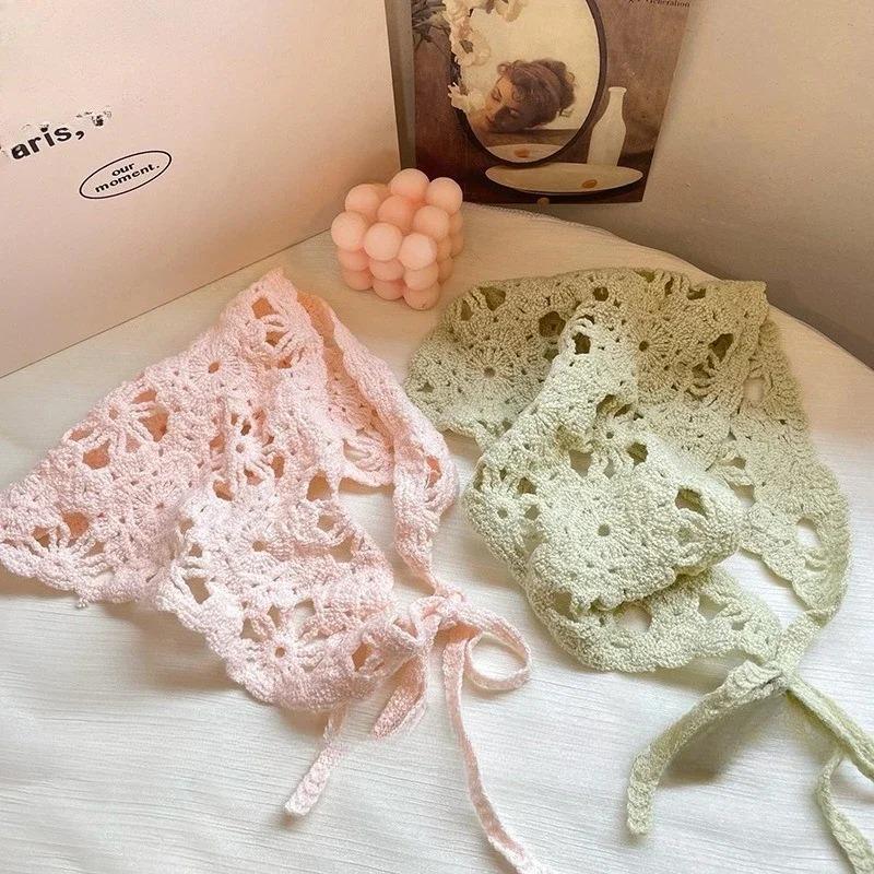 French Pastoral Style Handmade Crochet Headscarf Hat Knitted Triangle Headband Retro Flower Design Fashion Towel Accessory