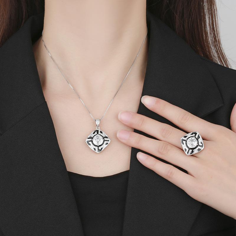 Autumn And Winter Jewelry Copper Bottom Gold-Plated Millennial Cut White Diamond Round Temperament Light Luxury Suit Women 10Mm