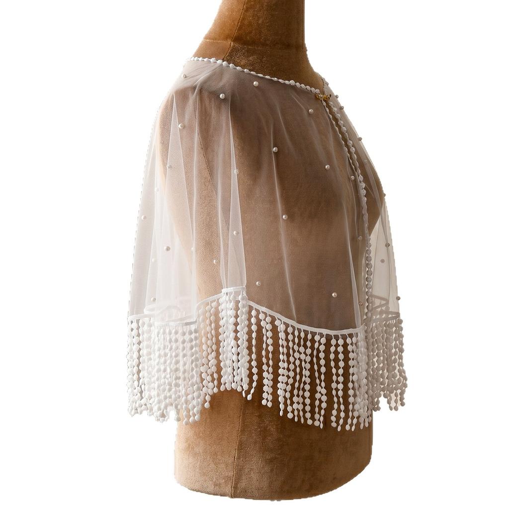 Mantello Nuziale in Tulle con Frange di Perle, Stola Corta Trasparente da Matrimonio con Chiusura Frontale a Perla, Coprispalle Perlate per Abito da Sposa Sirena Senza Spalline, Servizio Fotografico