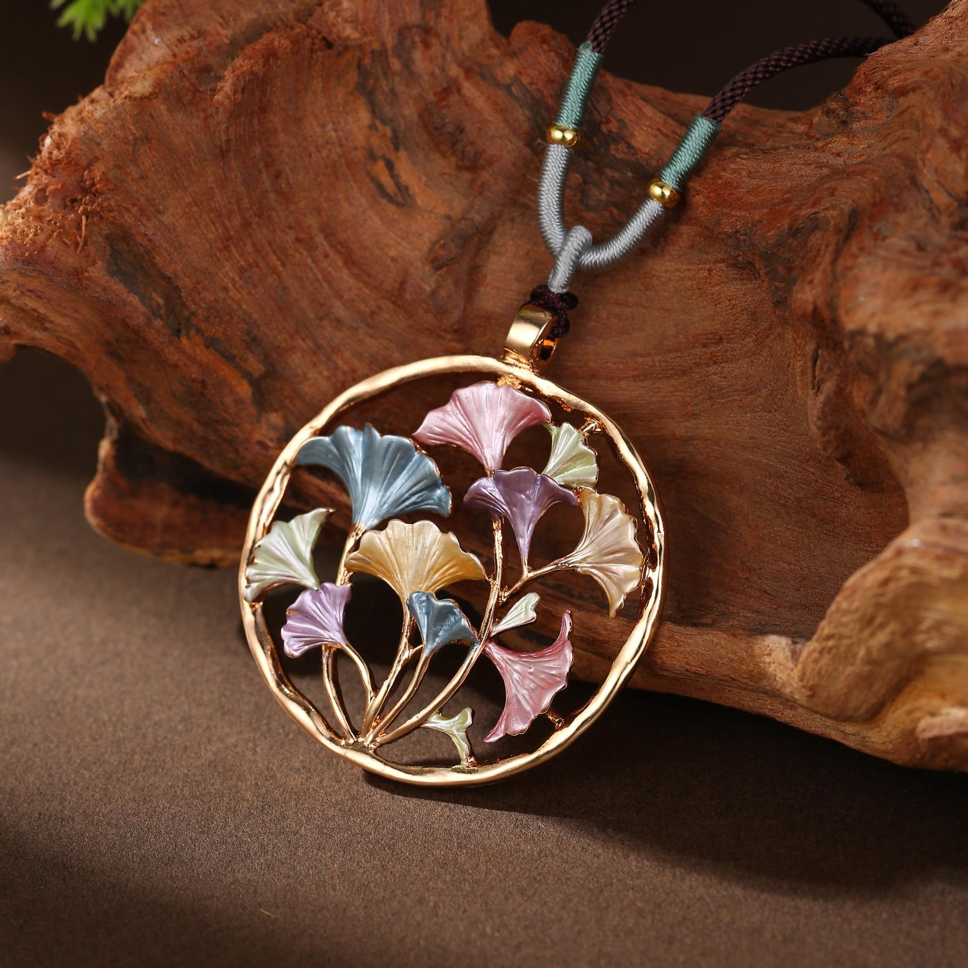 

Новое круглое полое цветное масло живописи гинкго билоба плетеный шнур длинная подвеска женское осенне-зимнее ретро длинное ожерелье