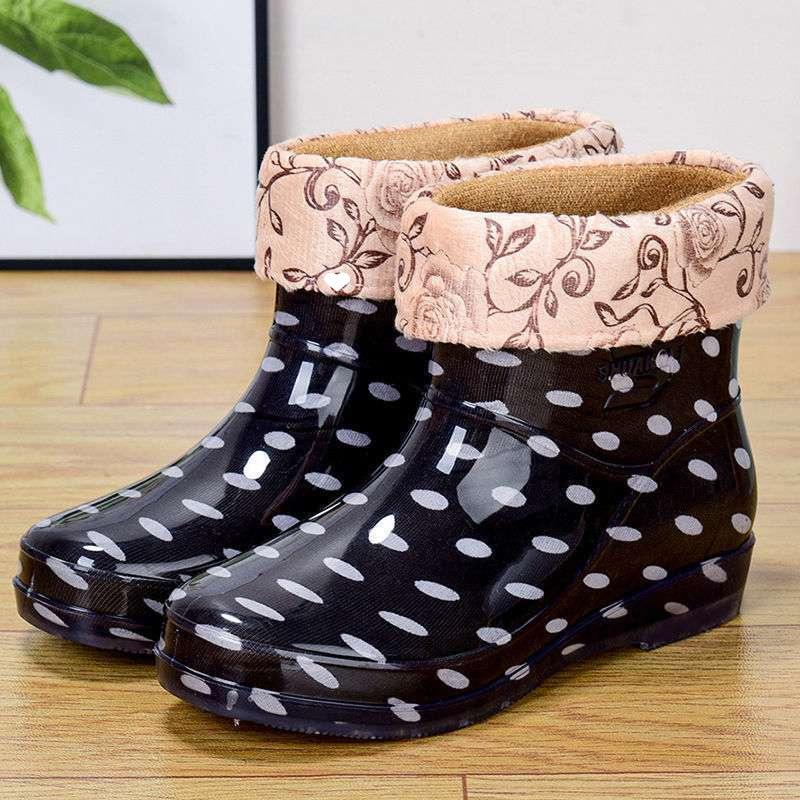 Fashion kitchen work waterproof shoes rain shoes rain boots women's summer adult treading rubber shoes short tube non-slip cover shoes water boots