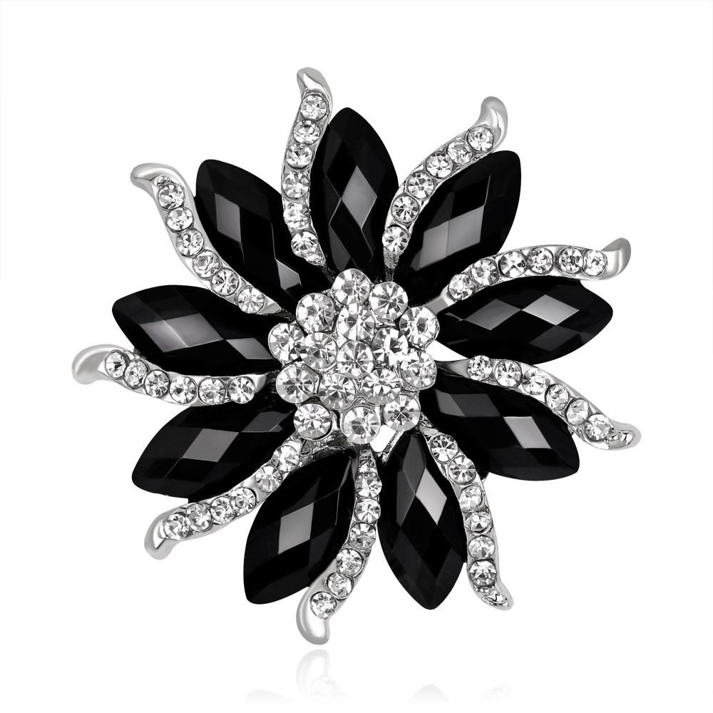 

Classic Leaf Brooch Alloy Jewelry With Vintage Style For Women