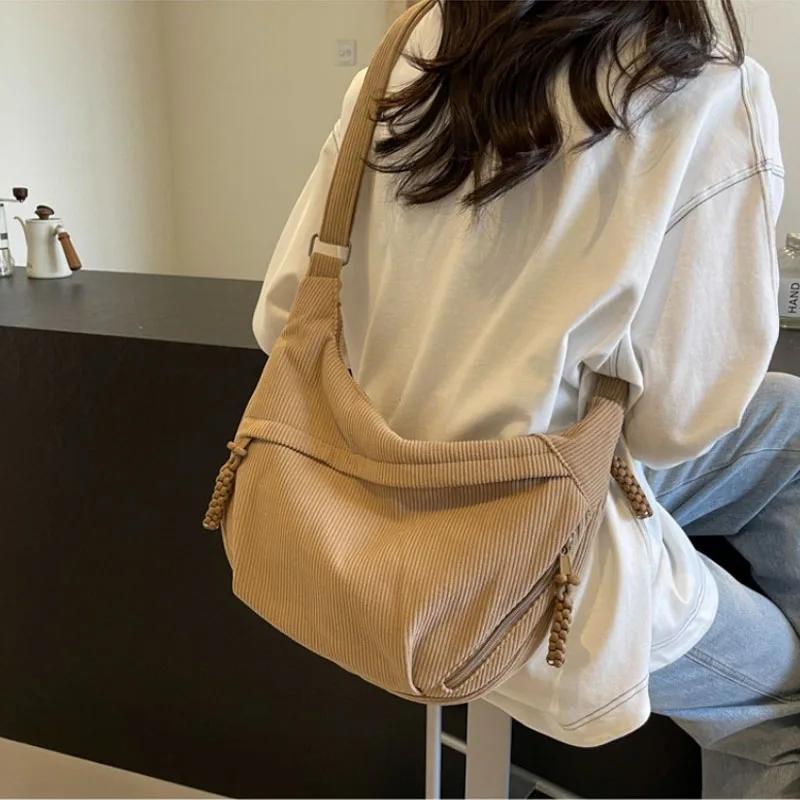 Corduroy Shoulder Bag Solid Color Women Crossbody Bag with Pockets Crescent Bag Everyday Sling Bags for School Travel Work Bolsa