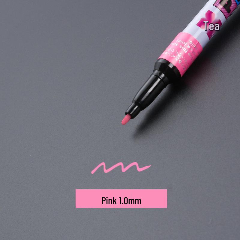 Japan Sakura Gold 2.0mm Paint Pen for Highlighting, Furniture Gilding, and Signature Design