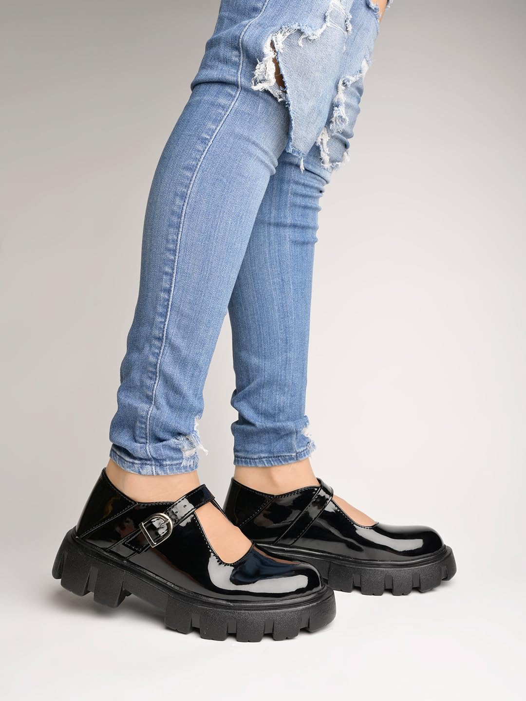 

Shoetopia Smart Casual Buckle Detailed Black Loafers For Women & Girls /Uk3 3 UK чёрный