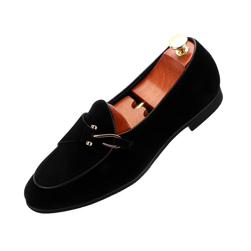 

2025 новые матовые туфли с острым носком в корейском стиле черные мужские туфли большого размера мужские лоферы в наличии 37 чёрный