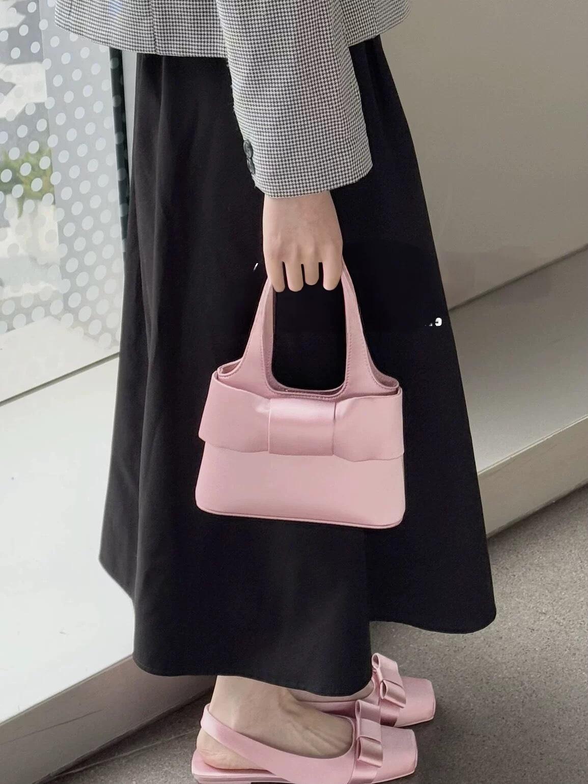 

Niche design satin handbag new pink sweet bow bag women s premium texture messenger bag розовый