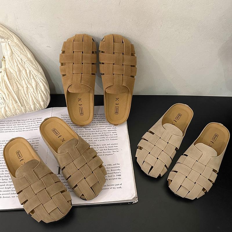 Baotou half slippers women's summer outer wear 2025 new retro woven hollow breathable comfortable flat bottom lazy sandals