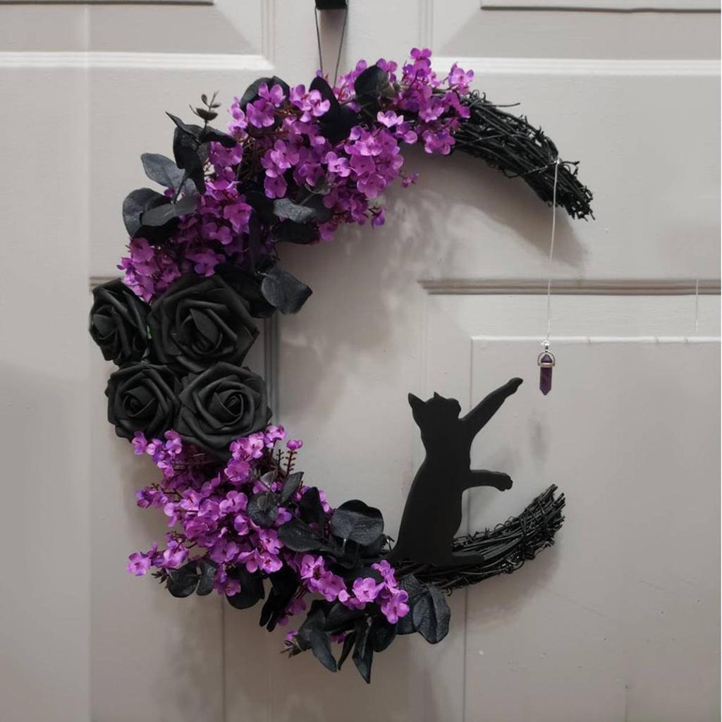 Port of Love Halloween Cat Moon Wreath - Crescent Vine Door & Wall Decor