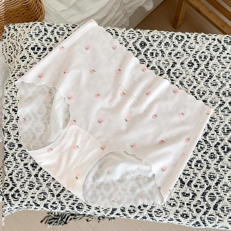 Damunderkläder Jordgubbsmönster Isilke Trosor Snabbtorkande Sömlösa Höftlyft Medelhöga Trosor