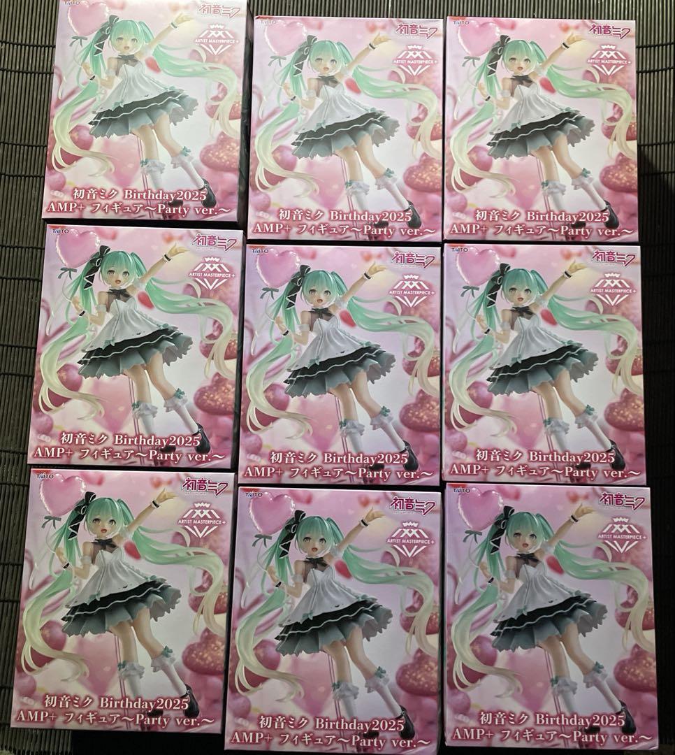 

[USED] Hatsune Miku Birthday 2025 AMP Figure Party ver. 9 pieces