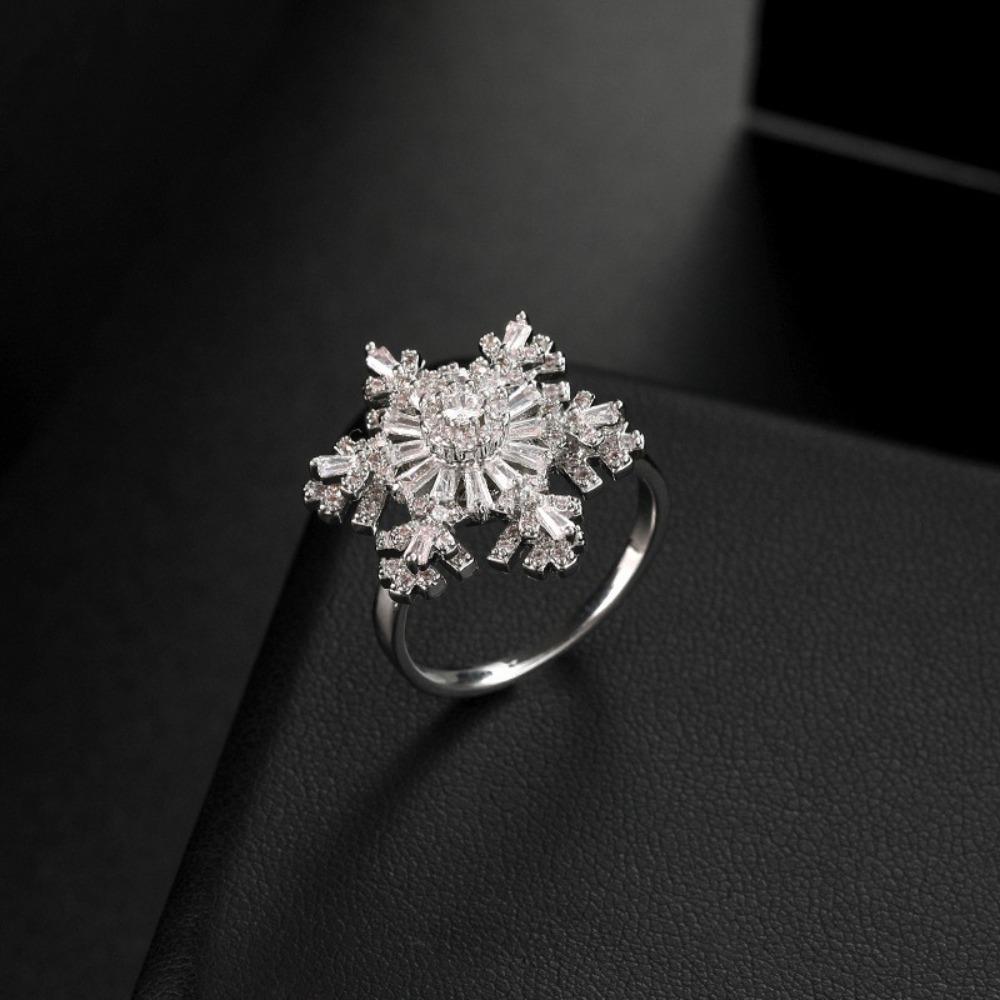 Light Luxury Snowflake Ring Sparkling Zircon Finger Ring Creative Rotatable Snowflower Ring  Party