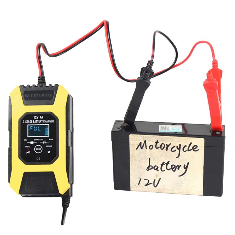 FOXSUR 12V 7A 7-Stage Pulse Battery Charge for EFB GEL WET AGM Car Motorcycle Battery Charger (EU
