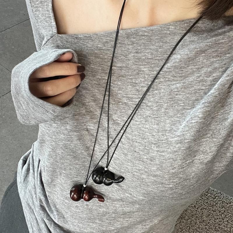 Artistic Wood Gourd Sweater Chain Necklace Cultural Style Wood Gourd Pendant Necklace Neck Chain Jewelry for Casual Wear