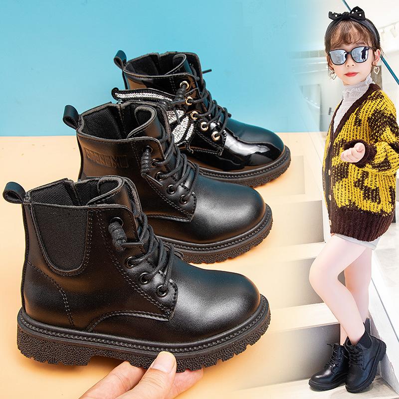 

Children s winter velvet Martin boots girls patent leather wings comfortable cotton shoes boys low-top leather boots 32 yards inner length 20CM