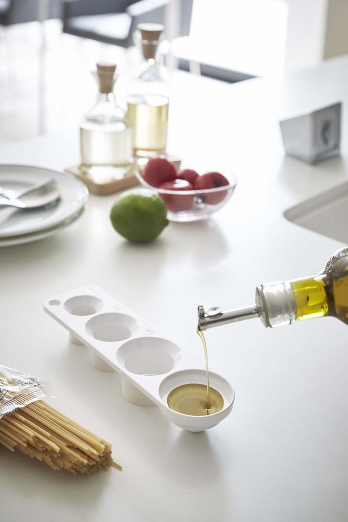 Yamazaki Jitsugyo Pasta Measure Easy Measuring Pasta Measure Measuring Spoon Aqua White 3403 &