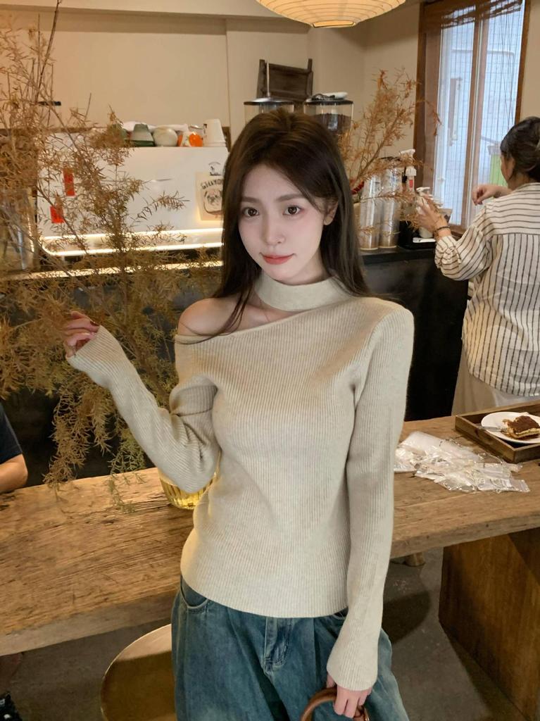 Women's Asymmetric Off-the-Shoulder Knit Halter Top - High-End French Irregular Sweater for Autumn 2026