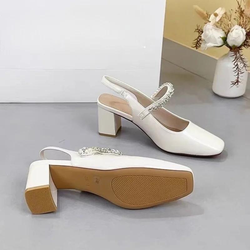 Fashion Baotou Sandals Women's Outside Wear 2025 New Summer French Mary Jane One Word Belt Block Heel Back Empty Single Shoes