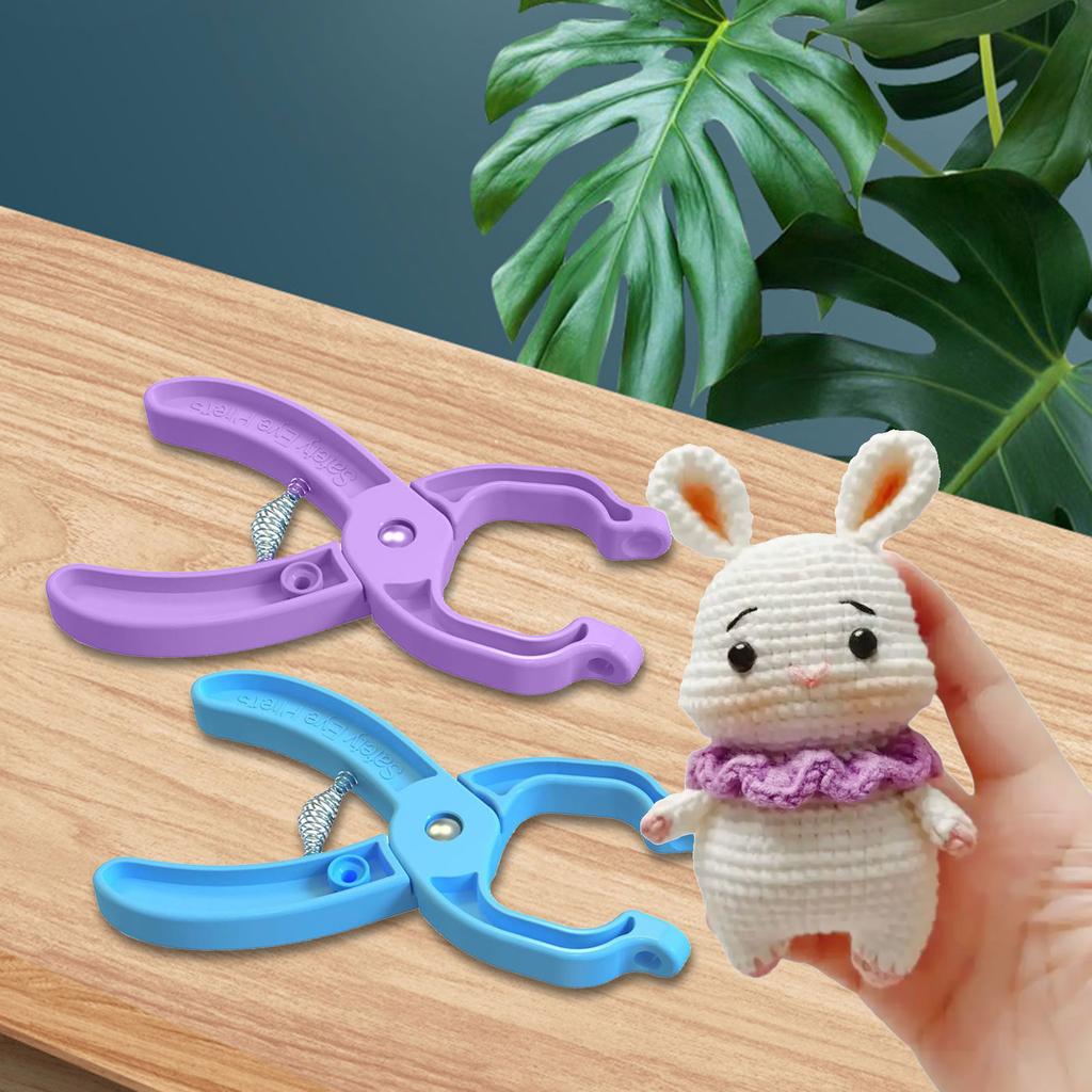 Safety Eye Tool Auxiliary Tool Ergonomic Grip for Crocheting Safety Eyes Crochet Tool Crochet Animal Eye Making Supplies