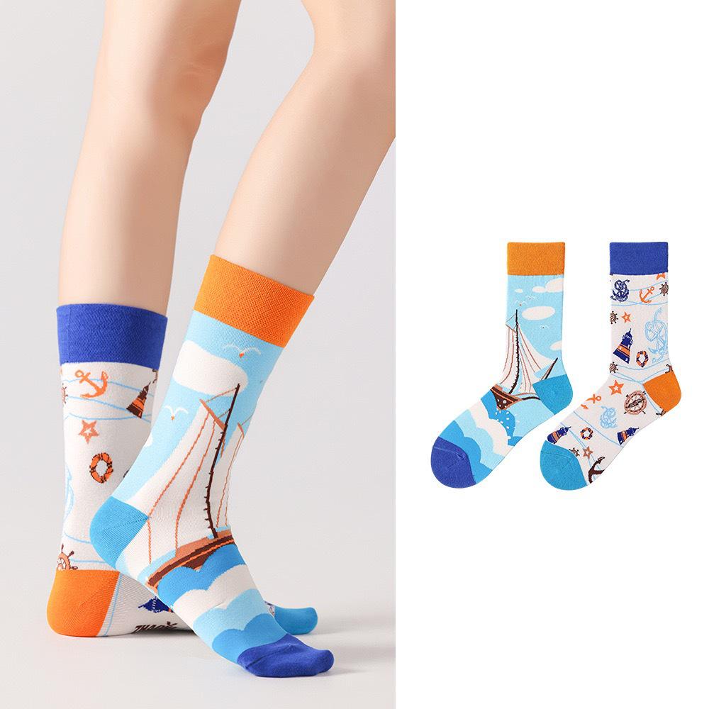Original Asymmetrische Cartoon Hip Hop Baumwollsocken für Paare - Wadenhoch Mandarinenente Stil für Damen und Herren
