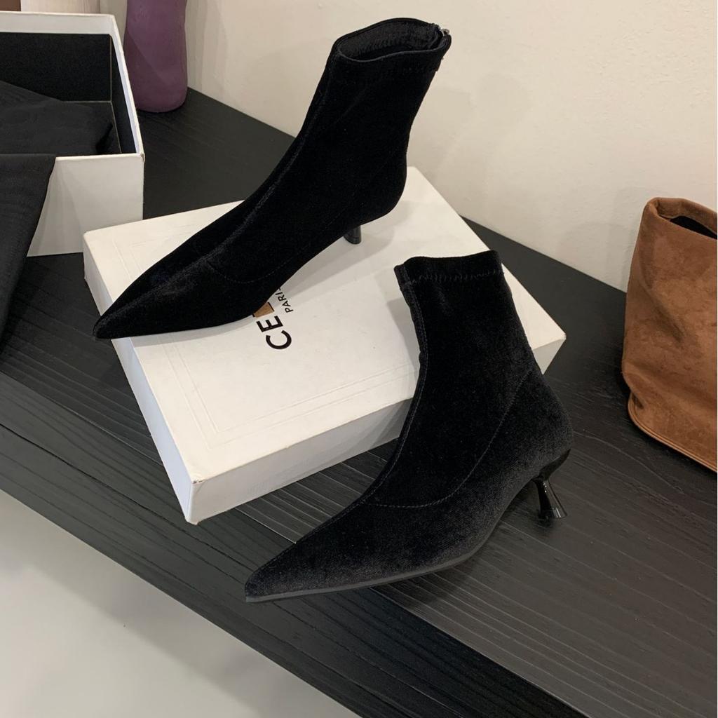 2025 New Pointed Stiletto Soft Leather Beanie Rear Zipper Suede Fashion Women's Short Boots