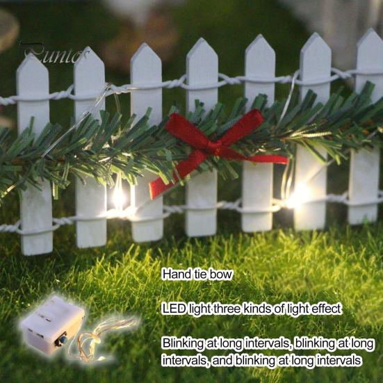 Miniatyr eventyrhagegjerde med 3 moduser LED-lys Røde sløyfer Liten kraftig tredekorasjon Mikrolandskapslayoutrekvisitter