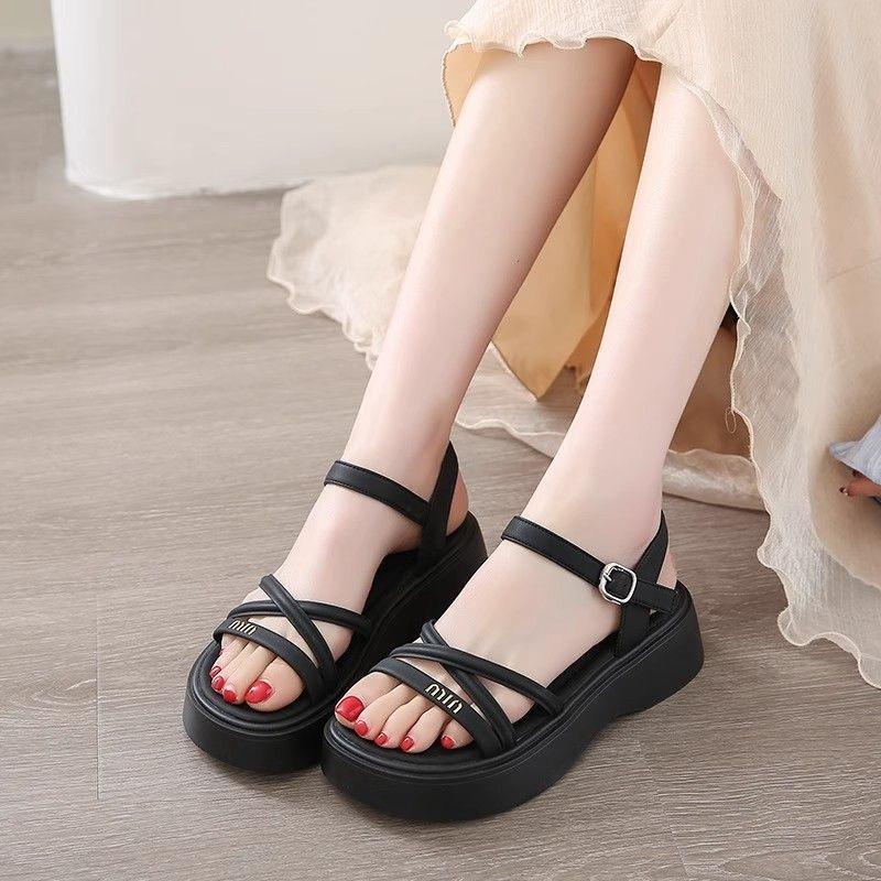 Two wear cool slippers women's new summer fashion versatile flat bottom one-word beach sandals