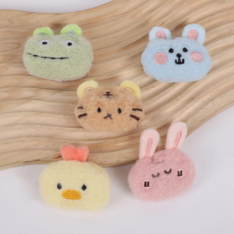 Cartoon Plush Rat Decoration Brooch Hairpin Cute Student Clothing Accessories Badge Pin And Hairpin Ornaments Friend Gift