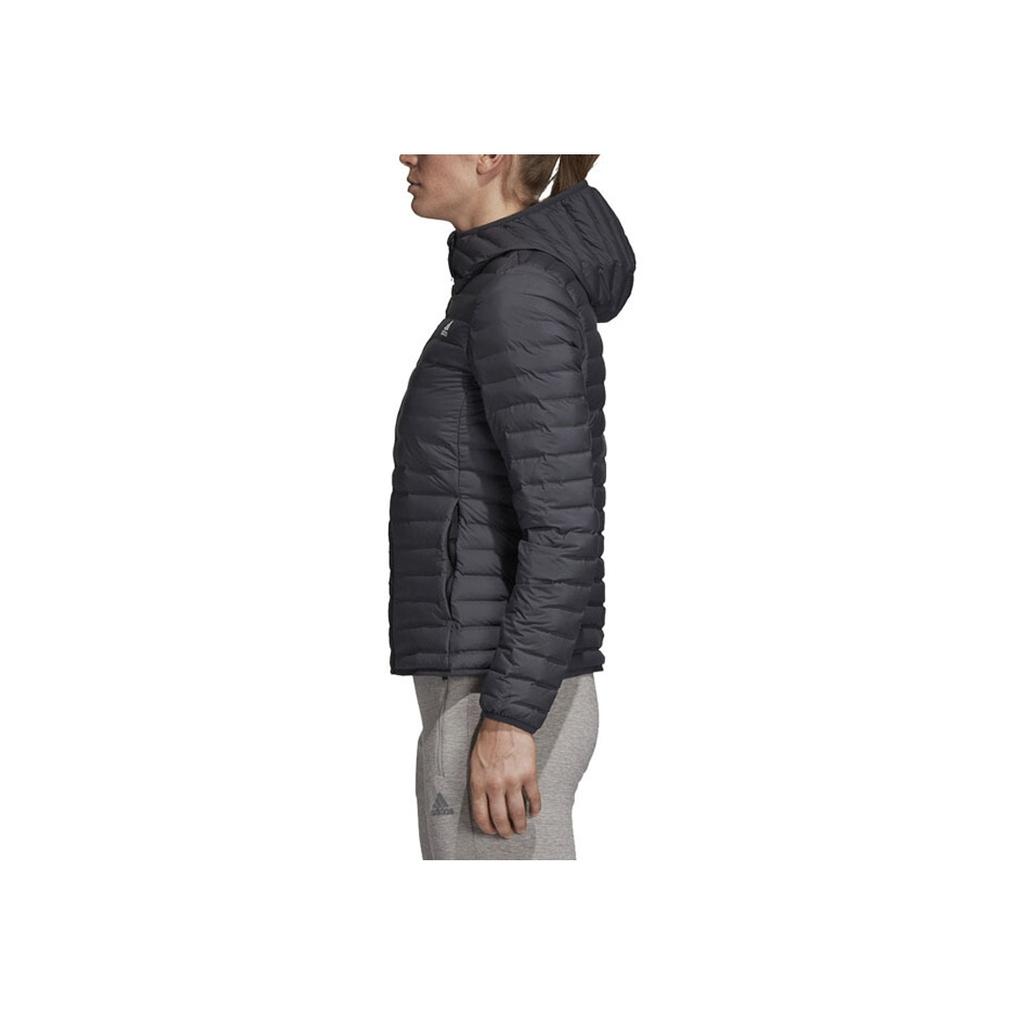 adidas Tkaná zimní outdoorová péřová bunda s dlouhým rukávem a potiskem loga s písmeny Unisex svrchní oděv Černá CY8735