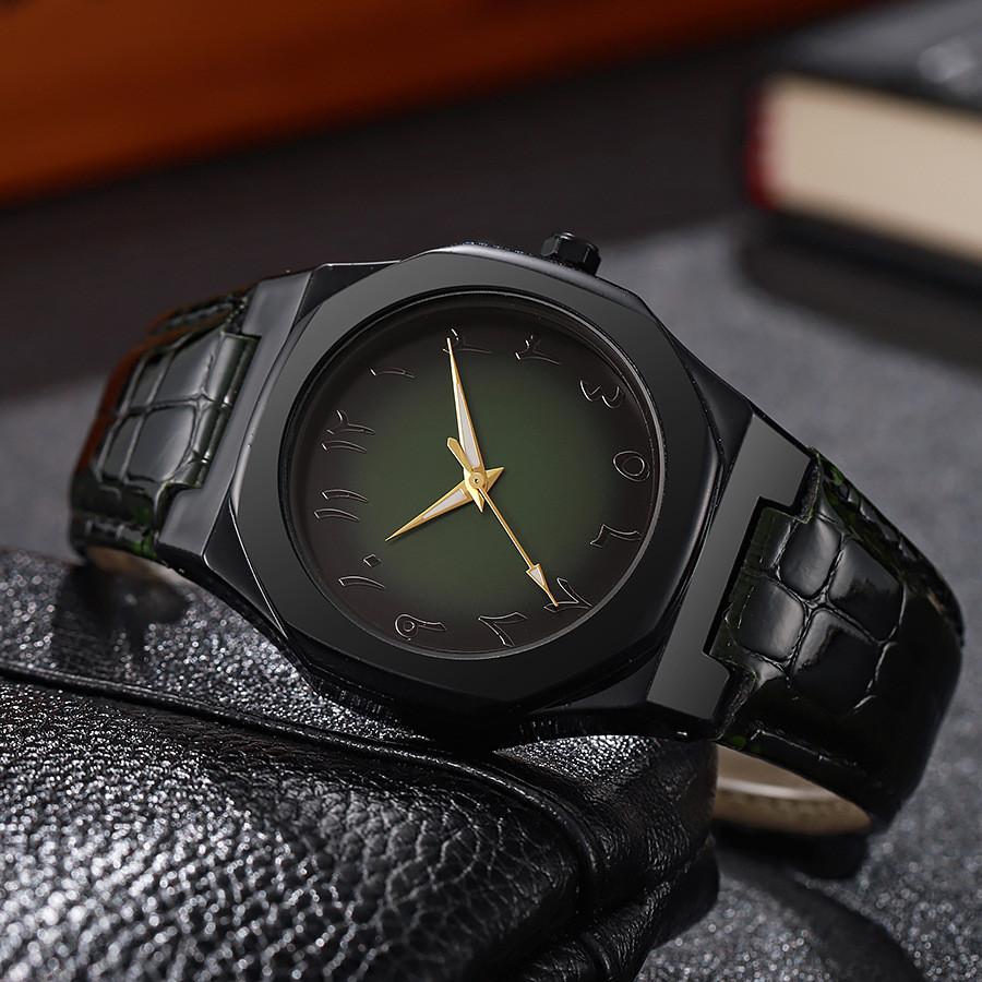 Mens Quartz Watch With Toad Pattern Leather Strap For Business Casual And Gift Use